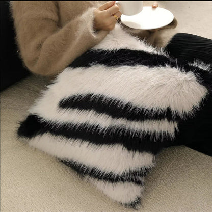 Strié Luxe Faux Fur Kuddöverdrag