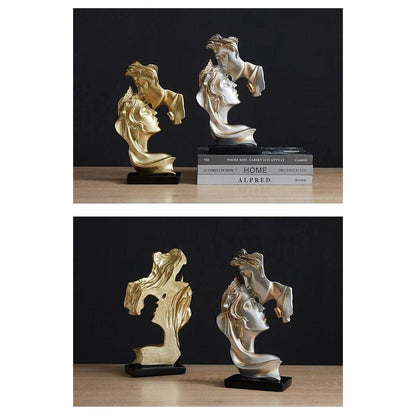 Sweet Kiss - Pannkyssande älskande staty