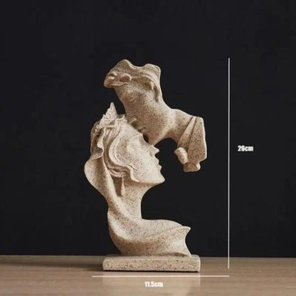 Sweet Kiss - Pannkyssande älskande staty