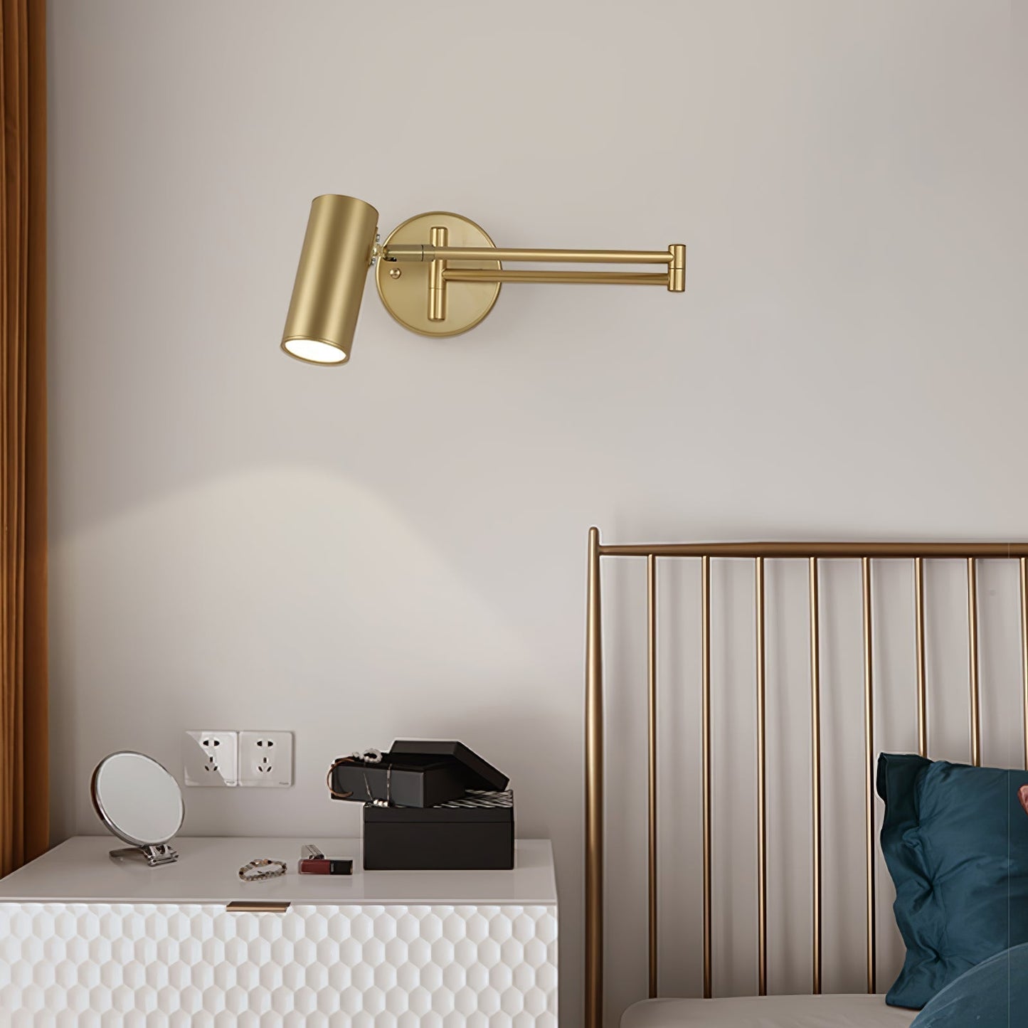 Retro Swing Arm Wall Lamp – Stilig Accentbelysning för Lästhörnor