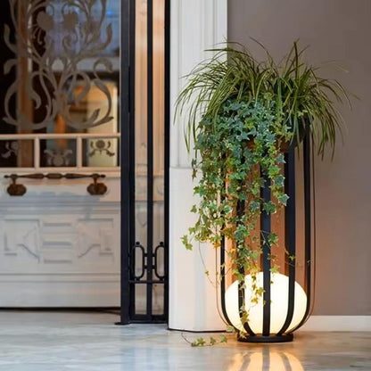 Solcellsdriven trädgårdslampa – Elegant vattentät design