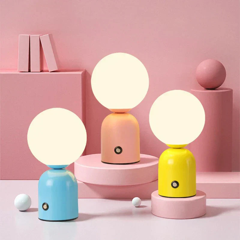 GlowLuxe - Uppladdningsbar LED Bordslampa, Trådlös och Dimbar
