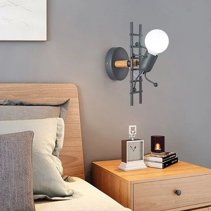 RobotGlow - Kreativ Robot Vägglampa i Industriell Stil