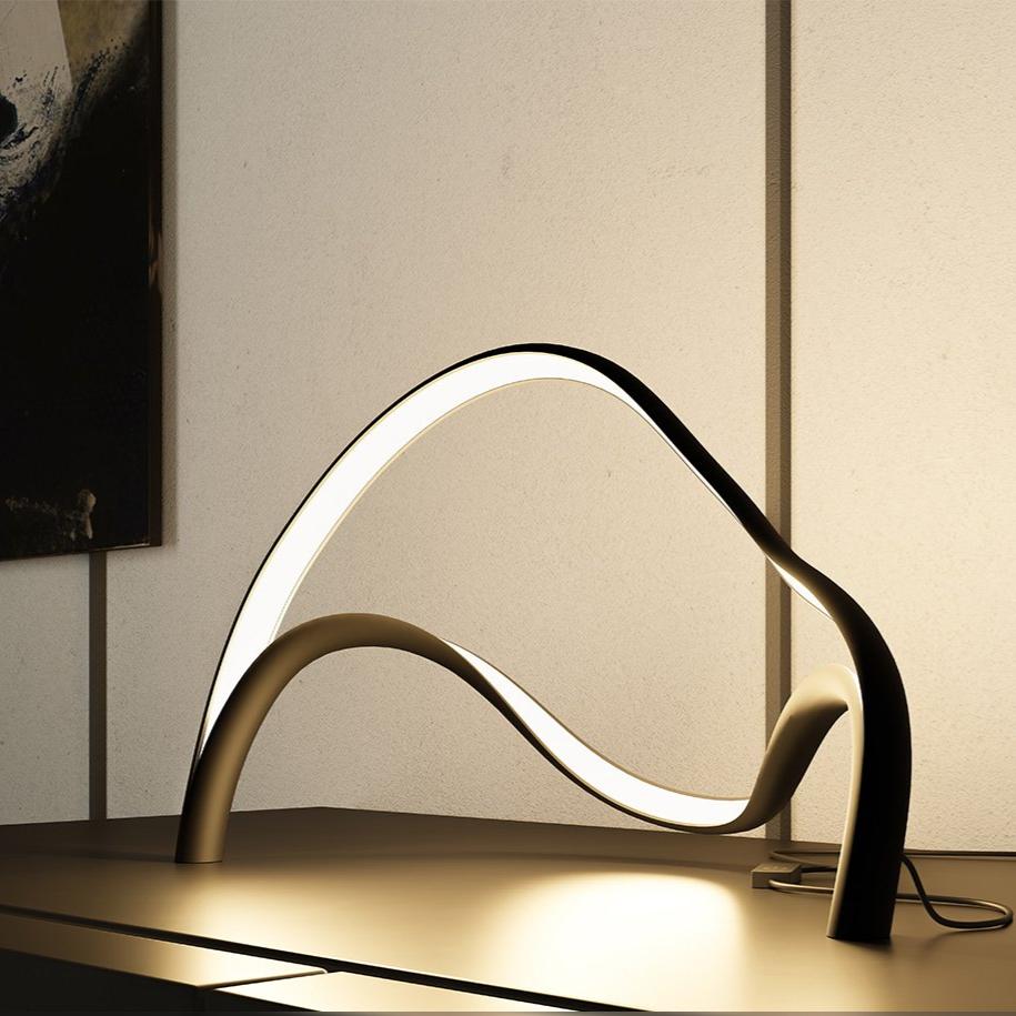 Carvallo – Minimalistisk LED Bordslampa med Stilren Design