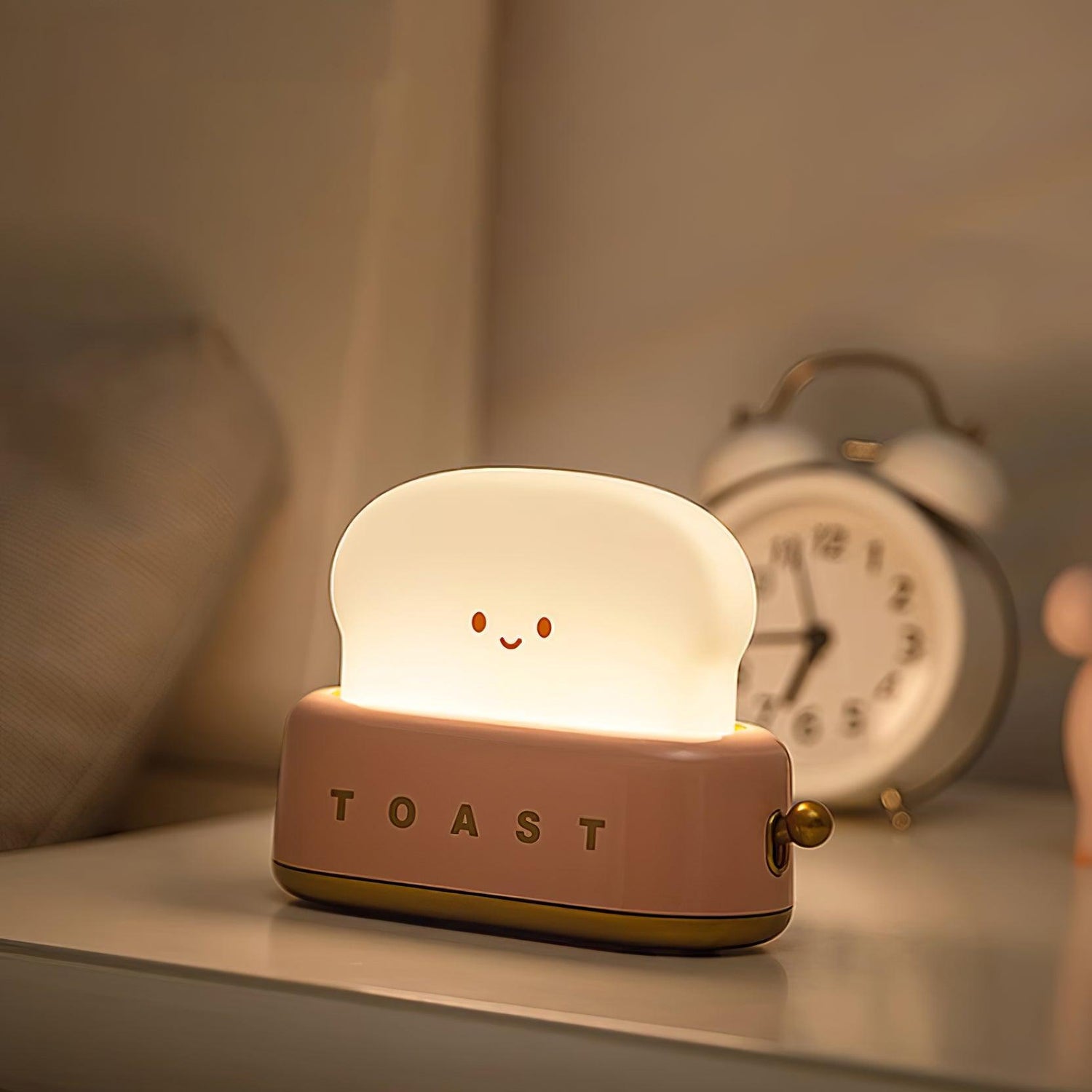 GlowToast Lampa – Bärbar Bröd-Toast Cartoon LED Nattlampa