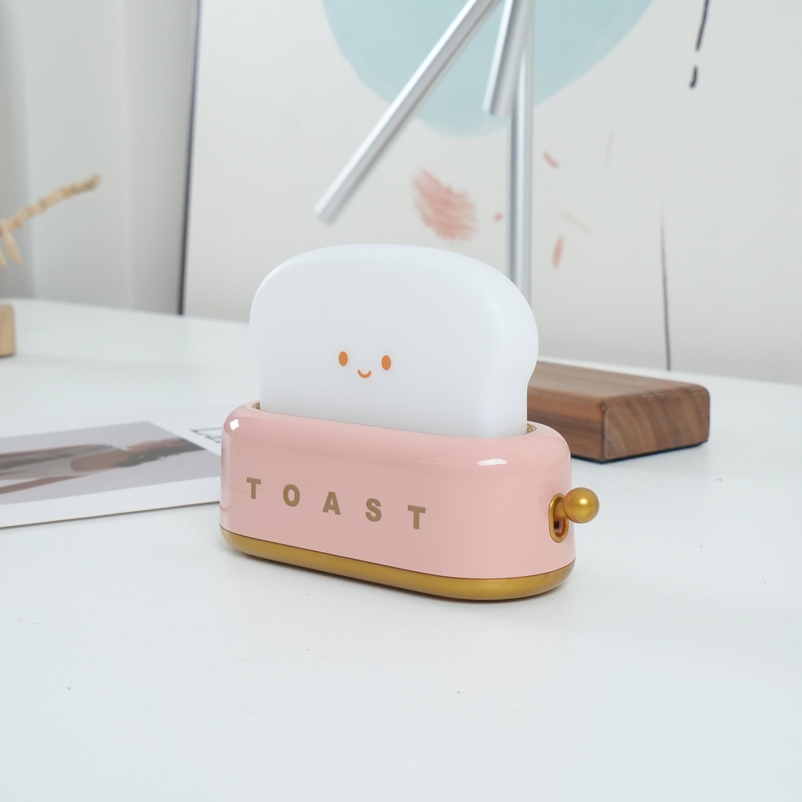 Kompakt Design Bordslampa med Inbyggt Uppladdningsbart Batteri