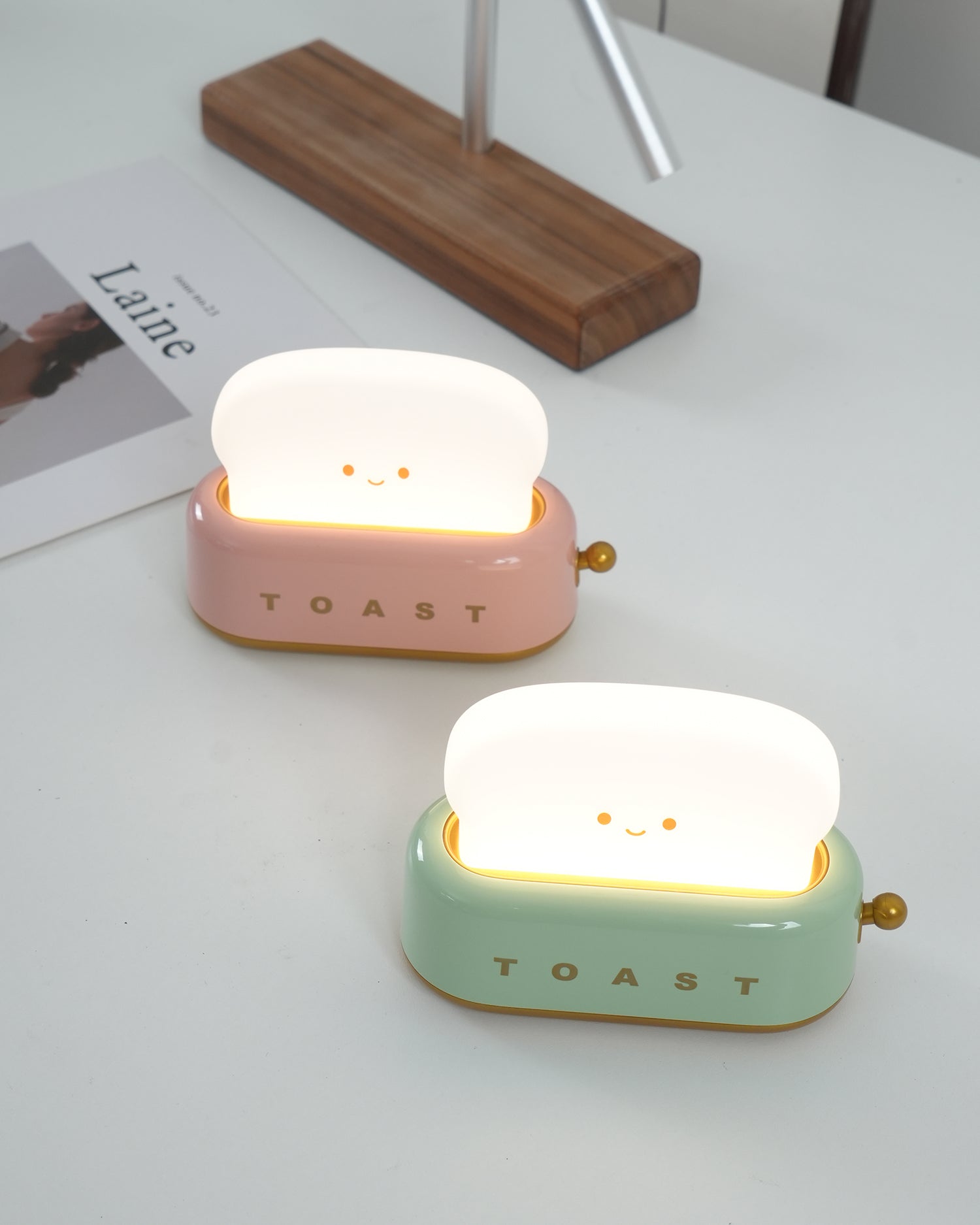 Kompakt Design Bordslampa med Inbyggt Uppladdningsbart Batteri