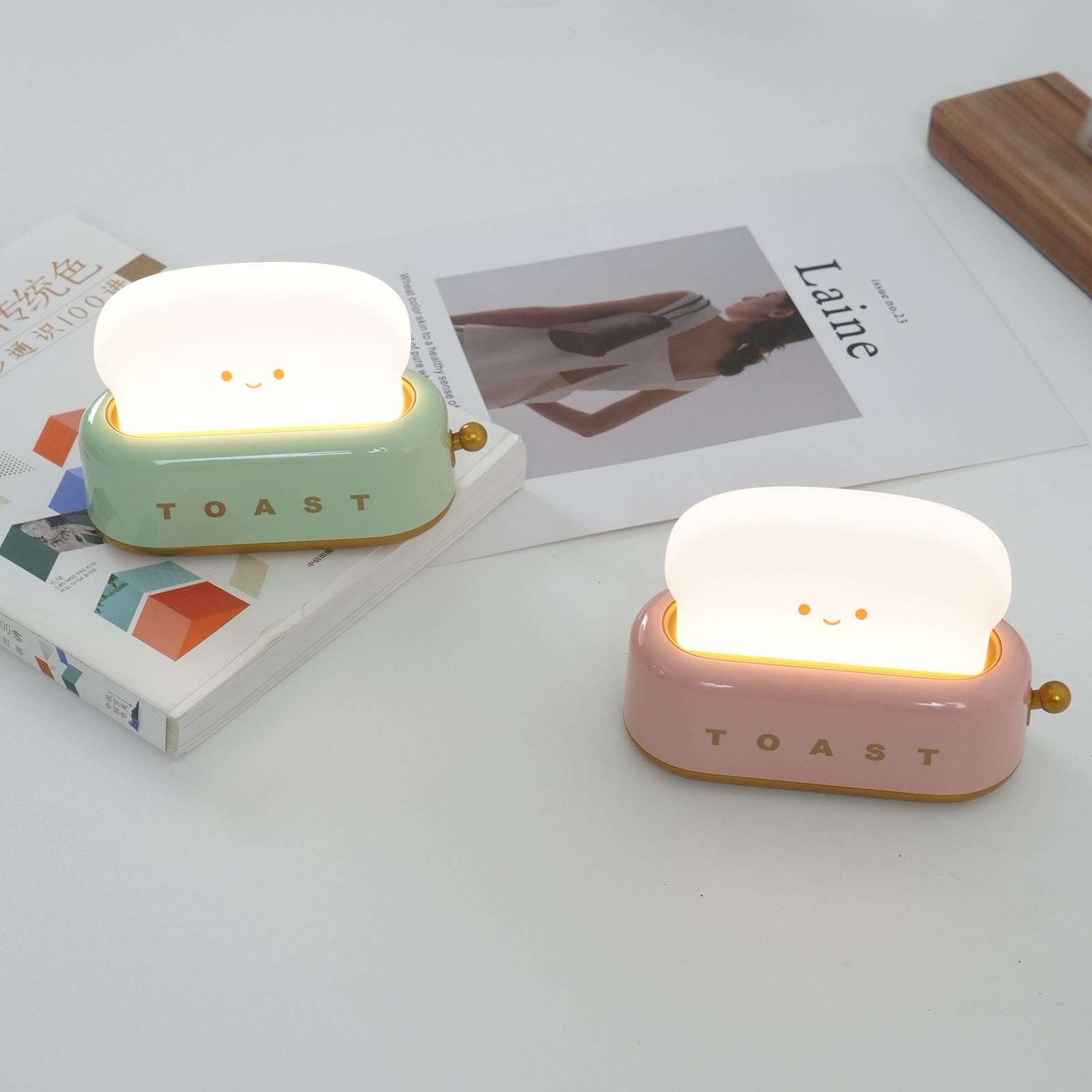 Kompakt Design Bordslampa med Inbyggt Uppladdningsbart Batteri