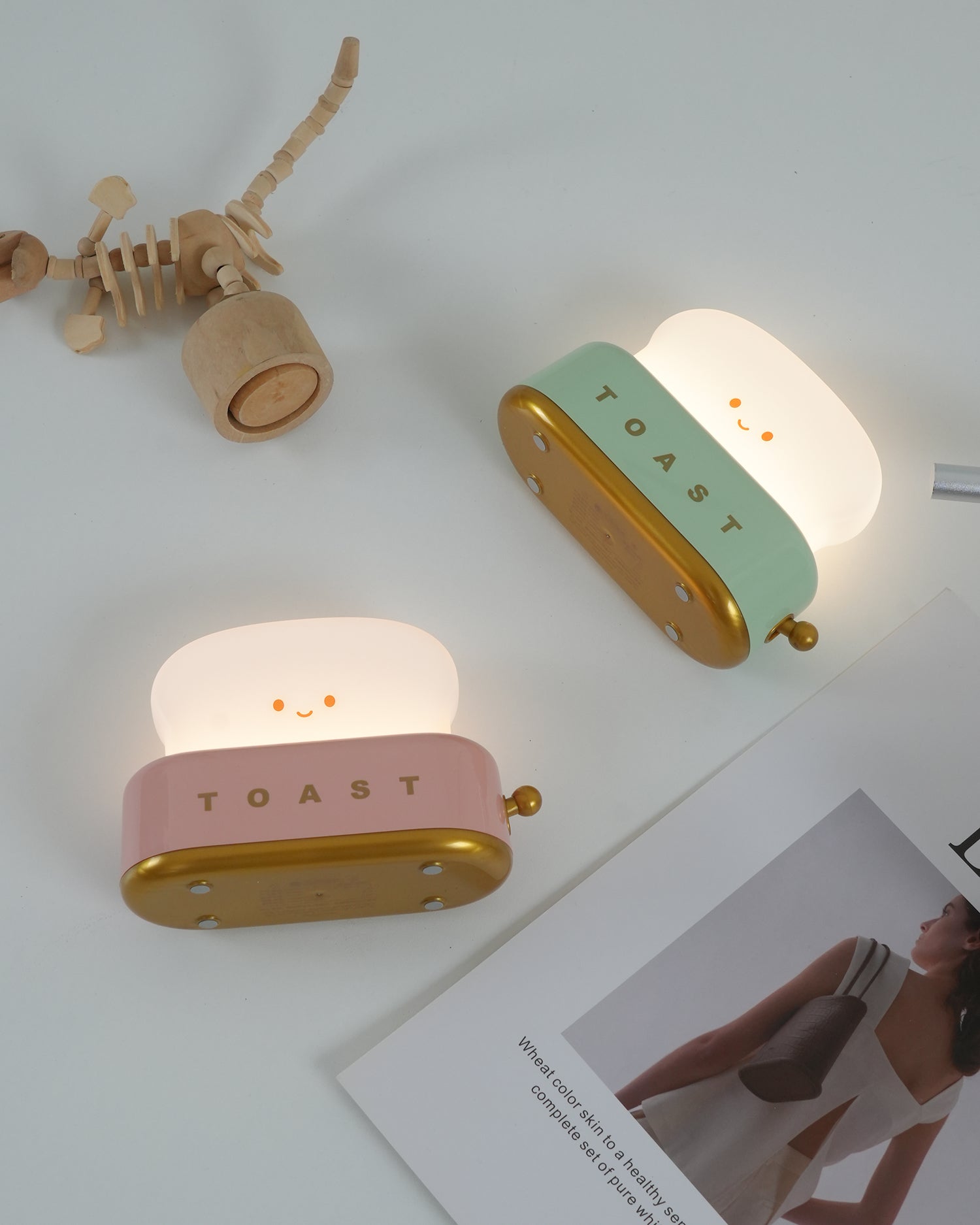 Kompakt Design Bordslampa med Inbyggt Uppladdningsbart Batteri