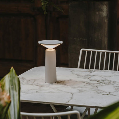 GlowPort – Mångsidig LED-lampa med flexibel design