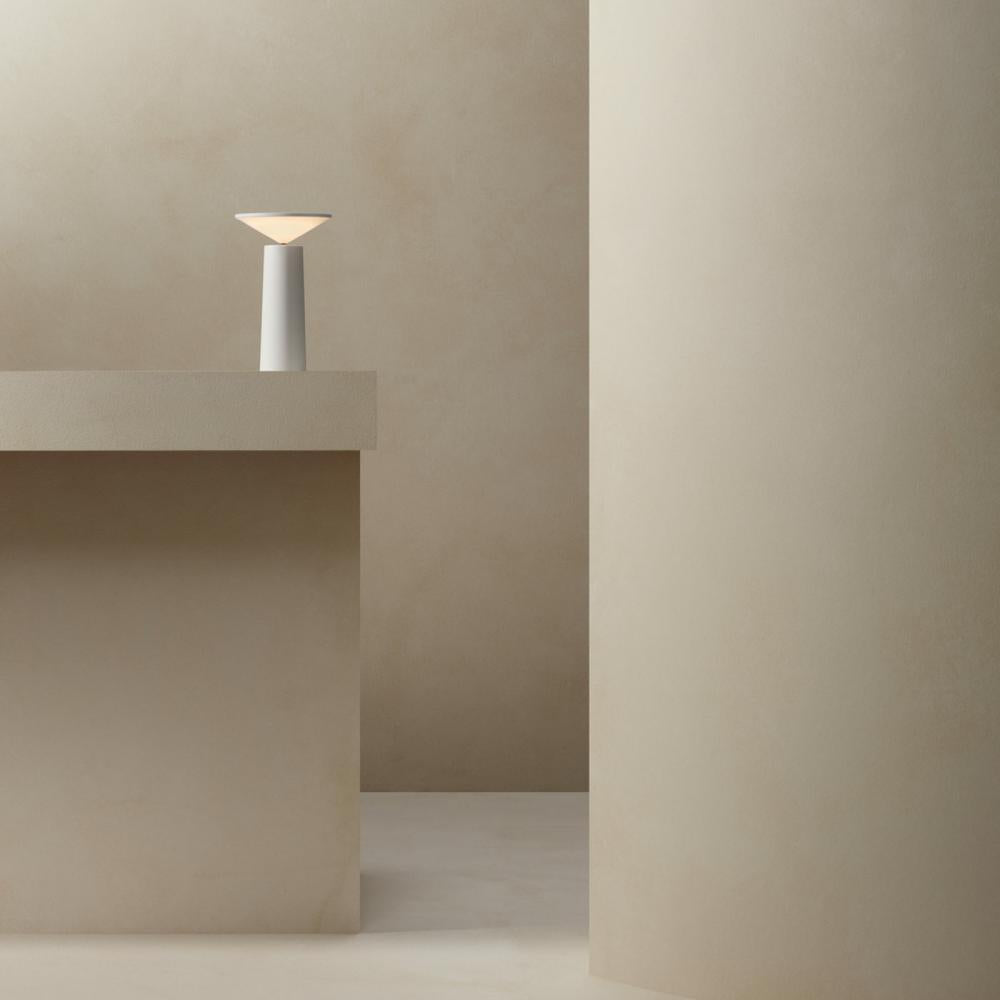 GlowPort – Mångsidig LED-lampa med flexibel design