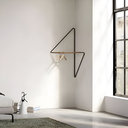 Triad – Geometrisk klädhängare i metall | Mångsidig multipurpose klädhängare