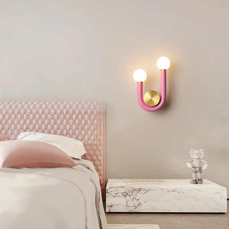 PinkLume – Modern U-formad LED Vägglampa för Sovrum & Barnrum