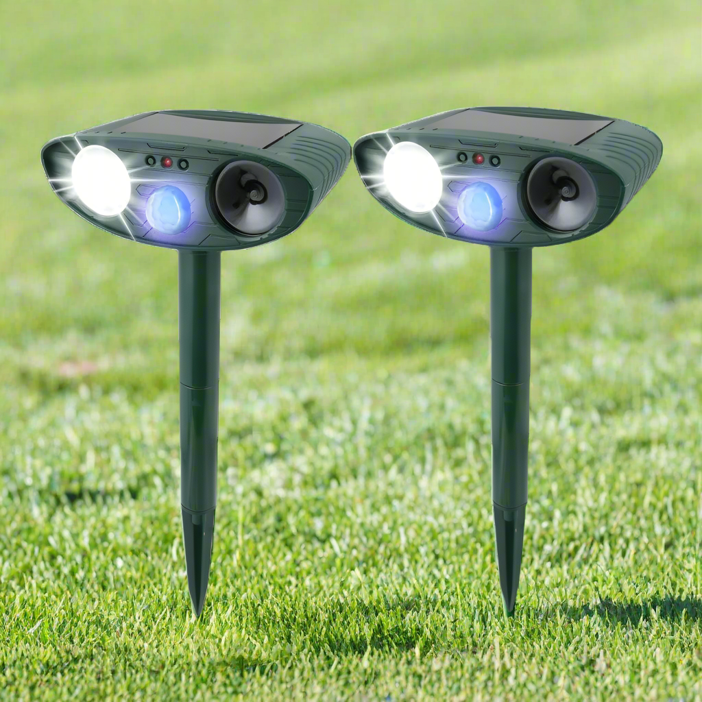 Royaleva Ultrasonic Kaninrepeller – Solenergidriven och Blinkande Ljus – Bli Av Med Kaniner