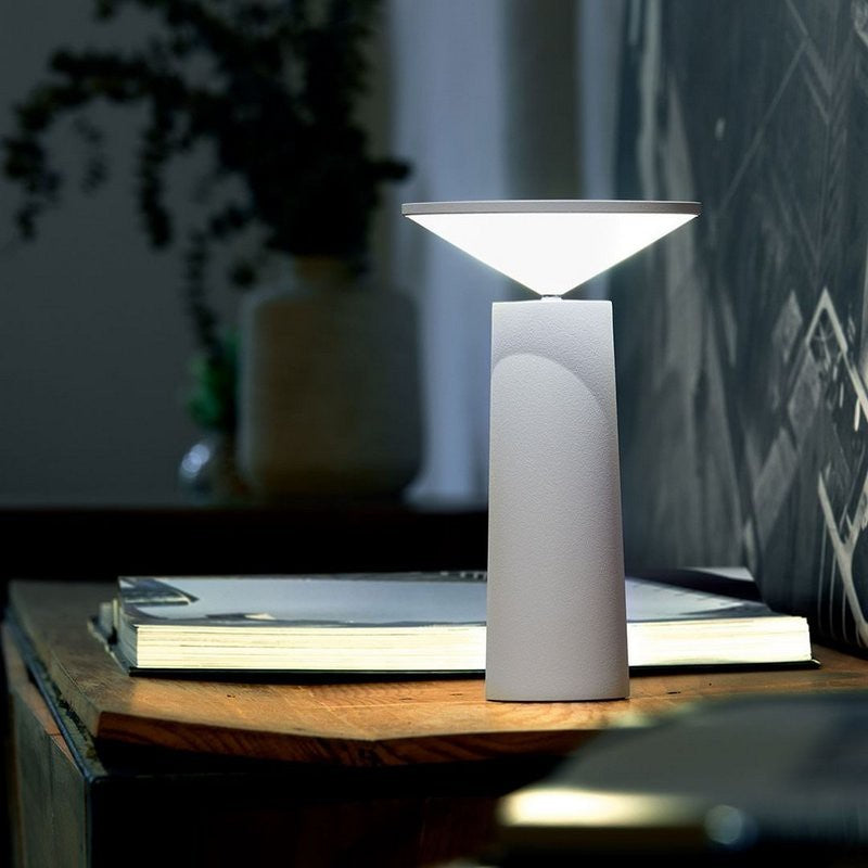 GlowPort – Mångsidig LED-lampa med flexibel design