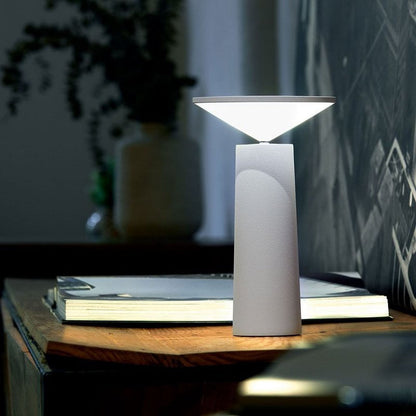 GlowPort – Mångsidig LED-lampa med flexibel design