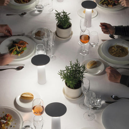 GlowPort – Mångsidig LED-lampa med flexibel design