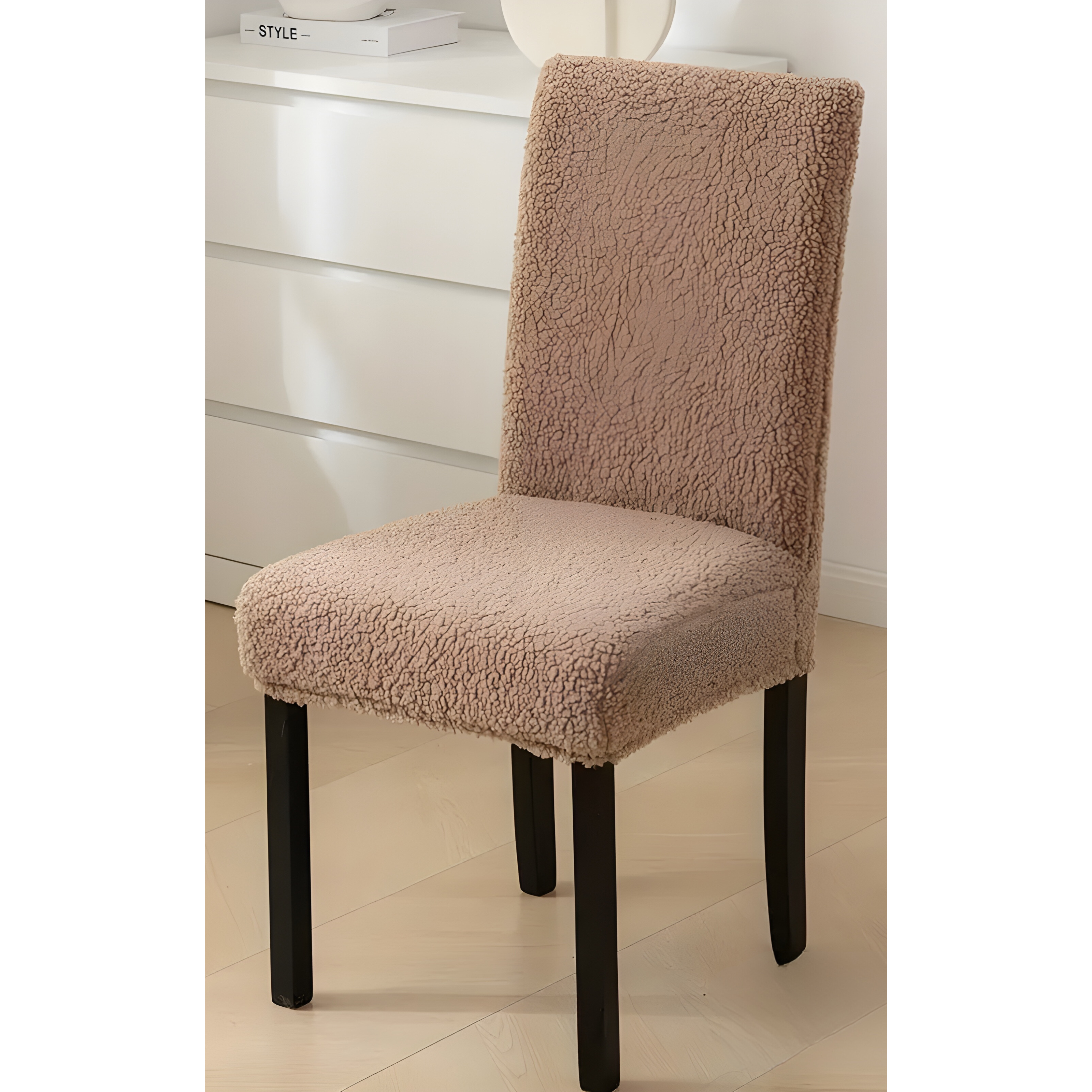 SherpaFit Stolskydd - Mysigt Sträckt Sherpa Matsalsstolskydd