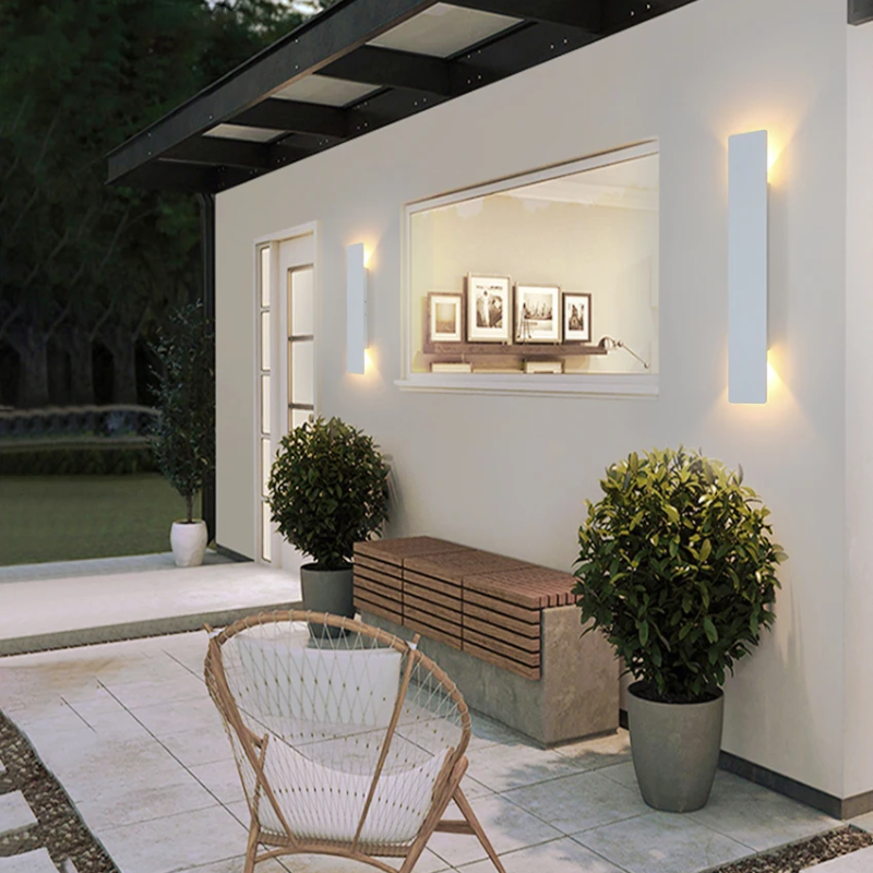 LumosGuard Väderbeständig Utomhusvägglampa - IP65 LED-lampa för Trädgård &amp; Terrassbelysning