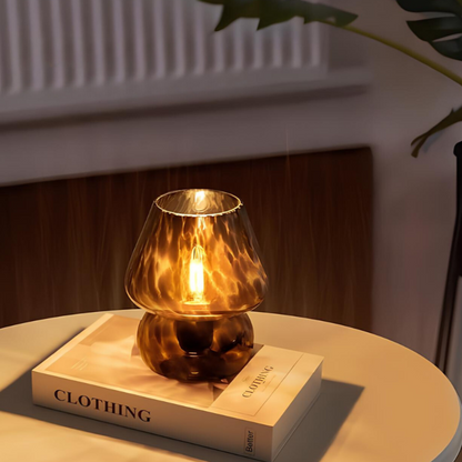 Sarah Elegante Handblåst Bordslampa för en Stämningsfull Inredning