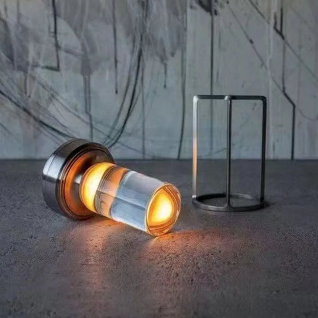 RetroGlow - Trådlös LED Skrivbordslampa med Vintage Charm