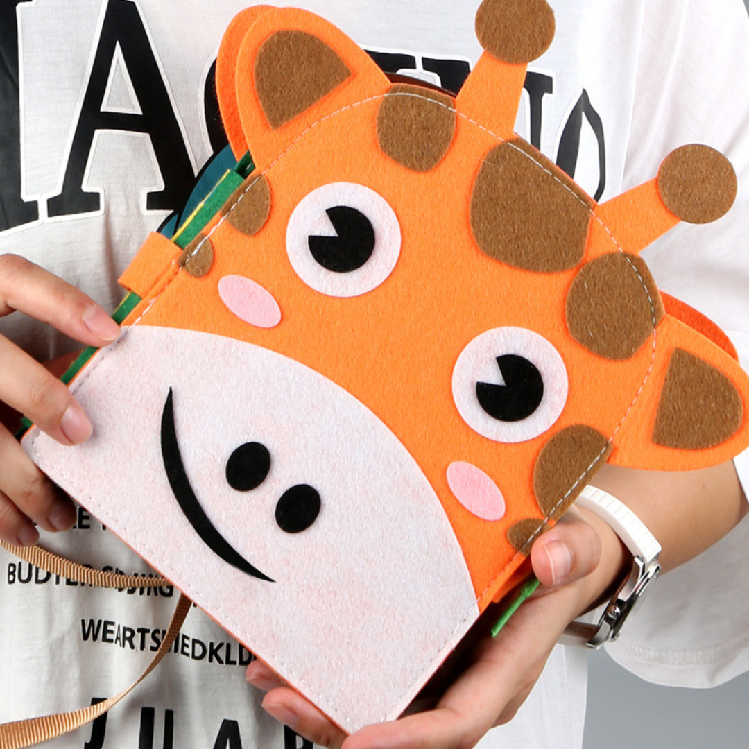 Montessori Lärande och Aktivitetsbok i Giraffdesign