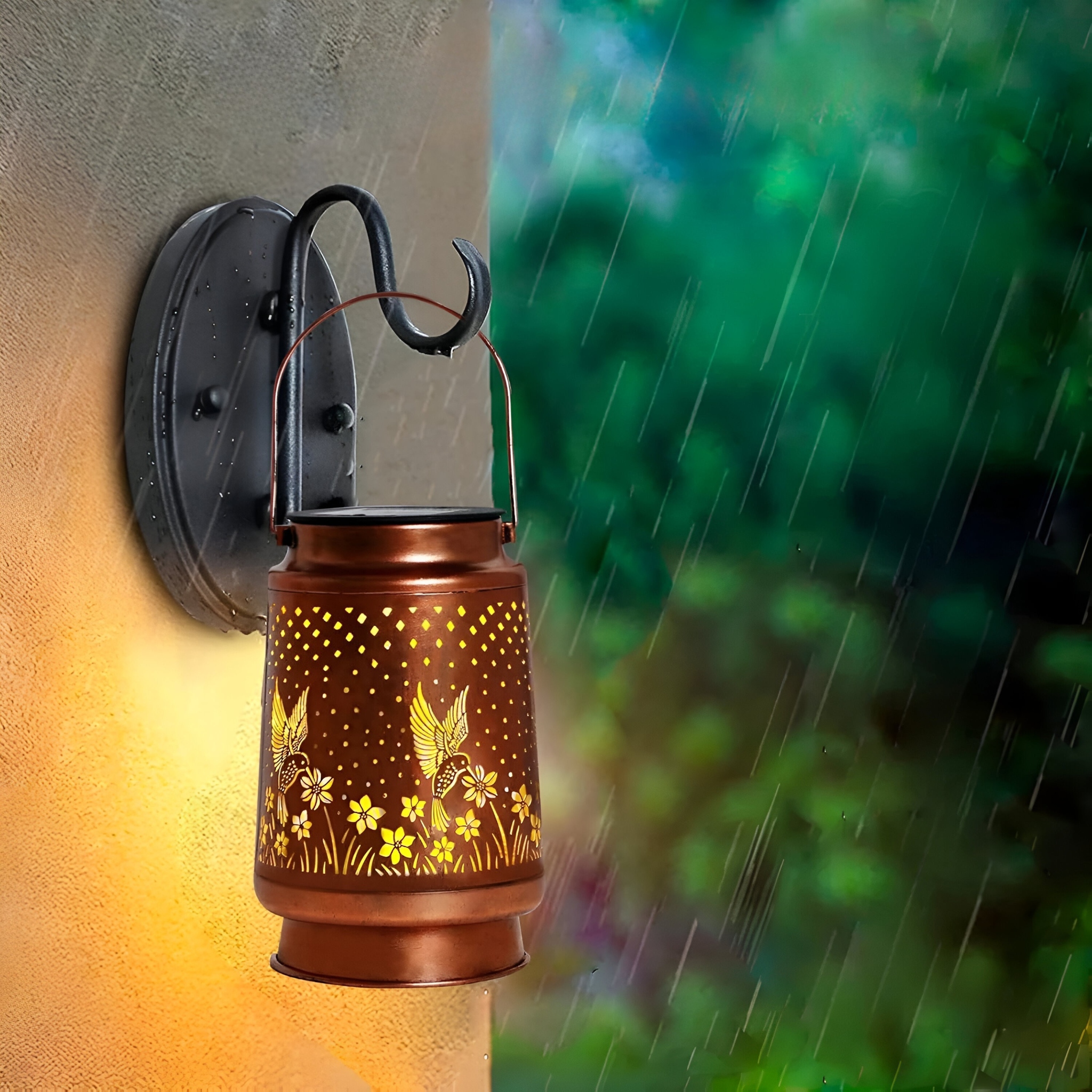 GlowWing Haven - Solar-Hummingbird-Garden Lantern