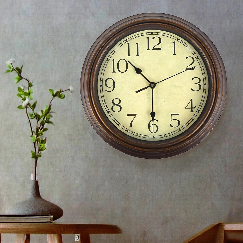 NostalgiaTime Klocka - Klassisk Retro Väggklocka