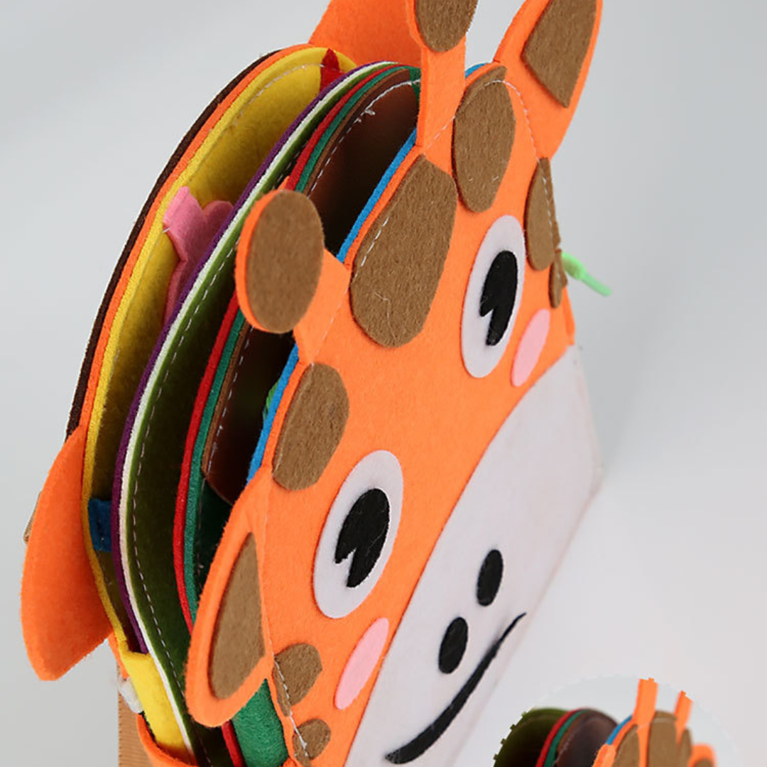 Montessori Lärande och Aktivitetsbok i Giraffdesign