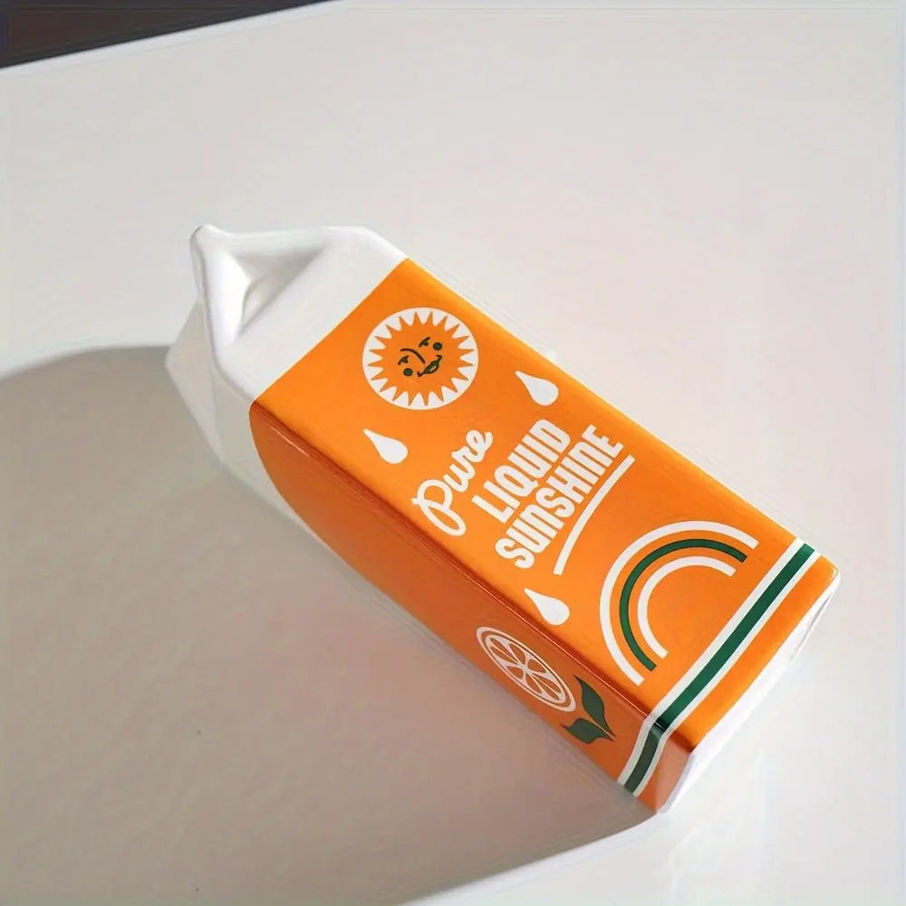 Carvallo – Lekfull Keramik Vas med Unik Design