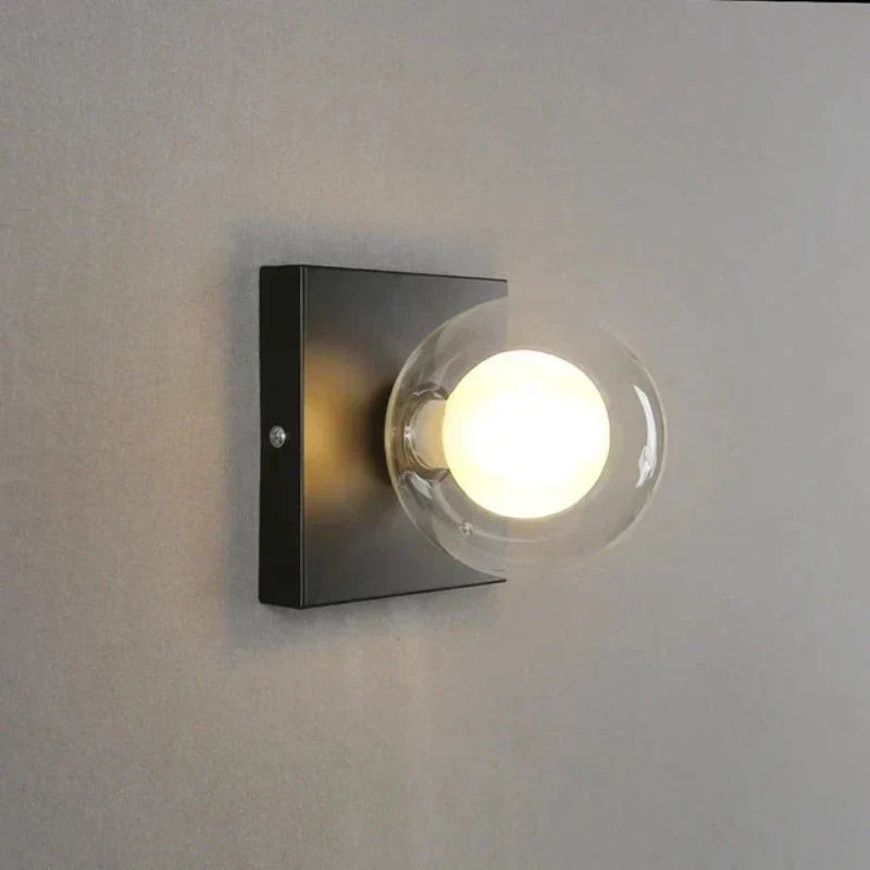 BrightSquare - LED Vägglampa med Glaskula – Fyrkantig Väggbelysning