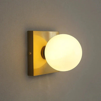 BrightSquare - LED Vägglampa med Glaskula – Fyrkantig Väggbelysning