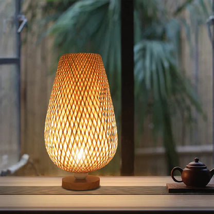 BambooElegance - Vintage Bambu Lampor