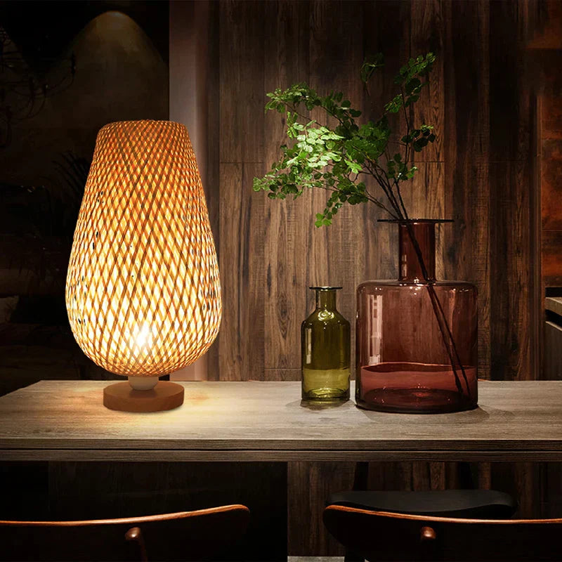 BambooElegance - Vintage Bambu Lampor