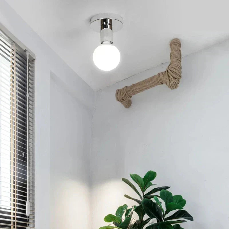 RetroGlow – Justerbar retro taklampa med modern charm