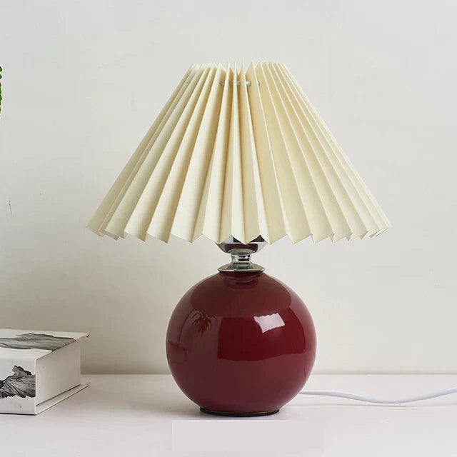ÉléganceRétro - Vintage Bordslampa med Plisserad Skärm