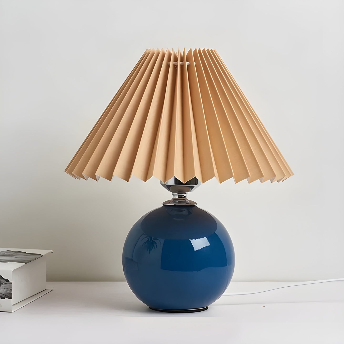LumiPleat Lampa – Vintage Fållbordslampa