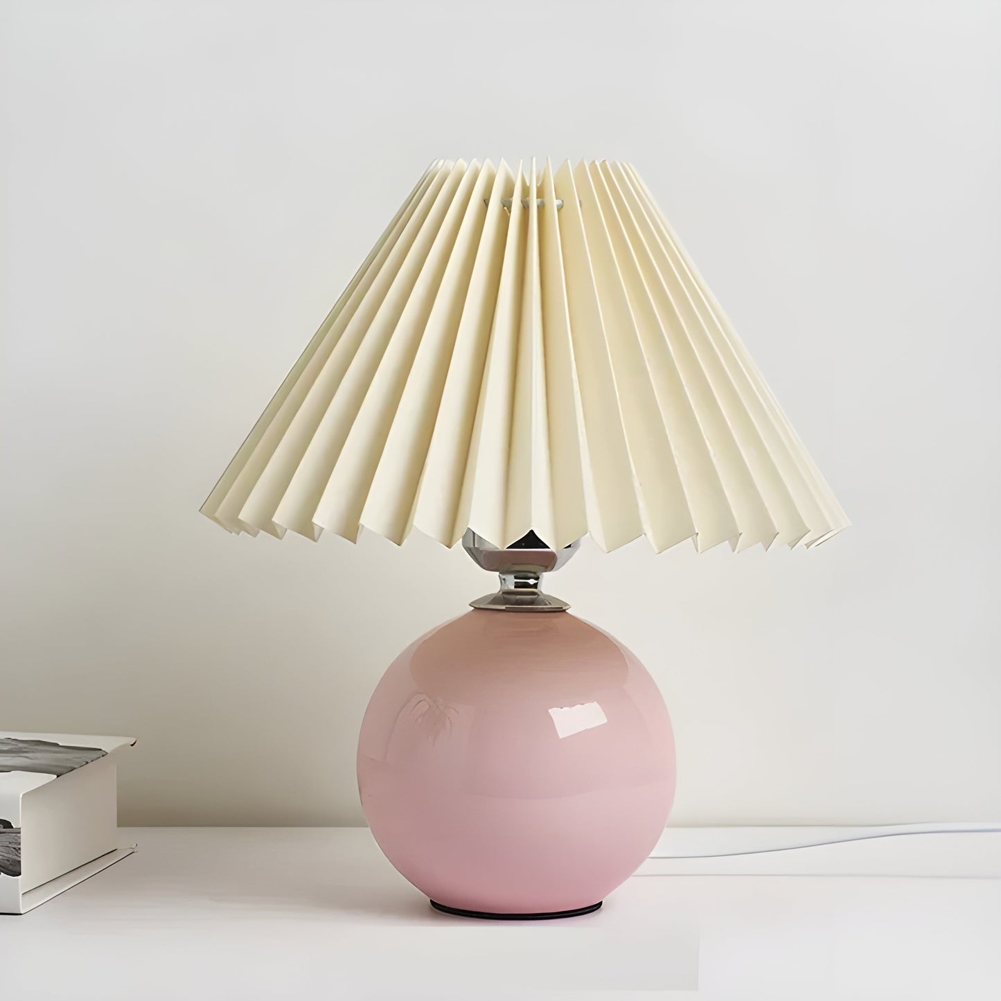 LumiPleat Lampa – Vintage Fållbordslampa