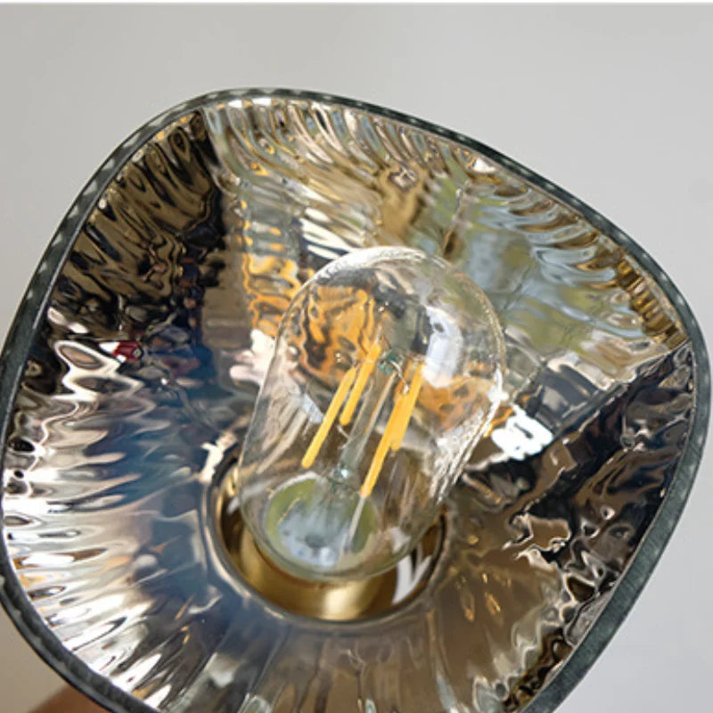 TimelessGlow – Vintage vägglampa för en klassisk känsla