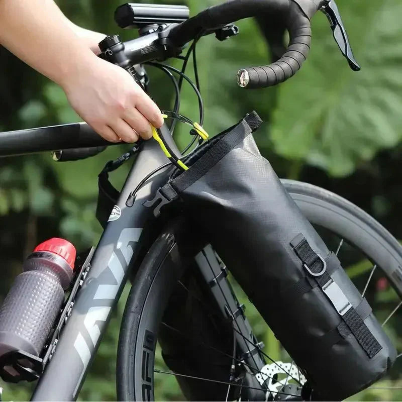 Vattentäta cykelpacktasskar för framhjul