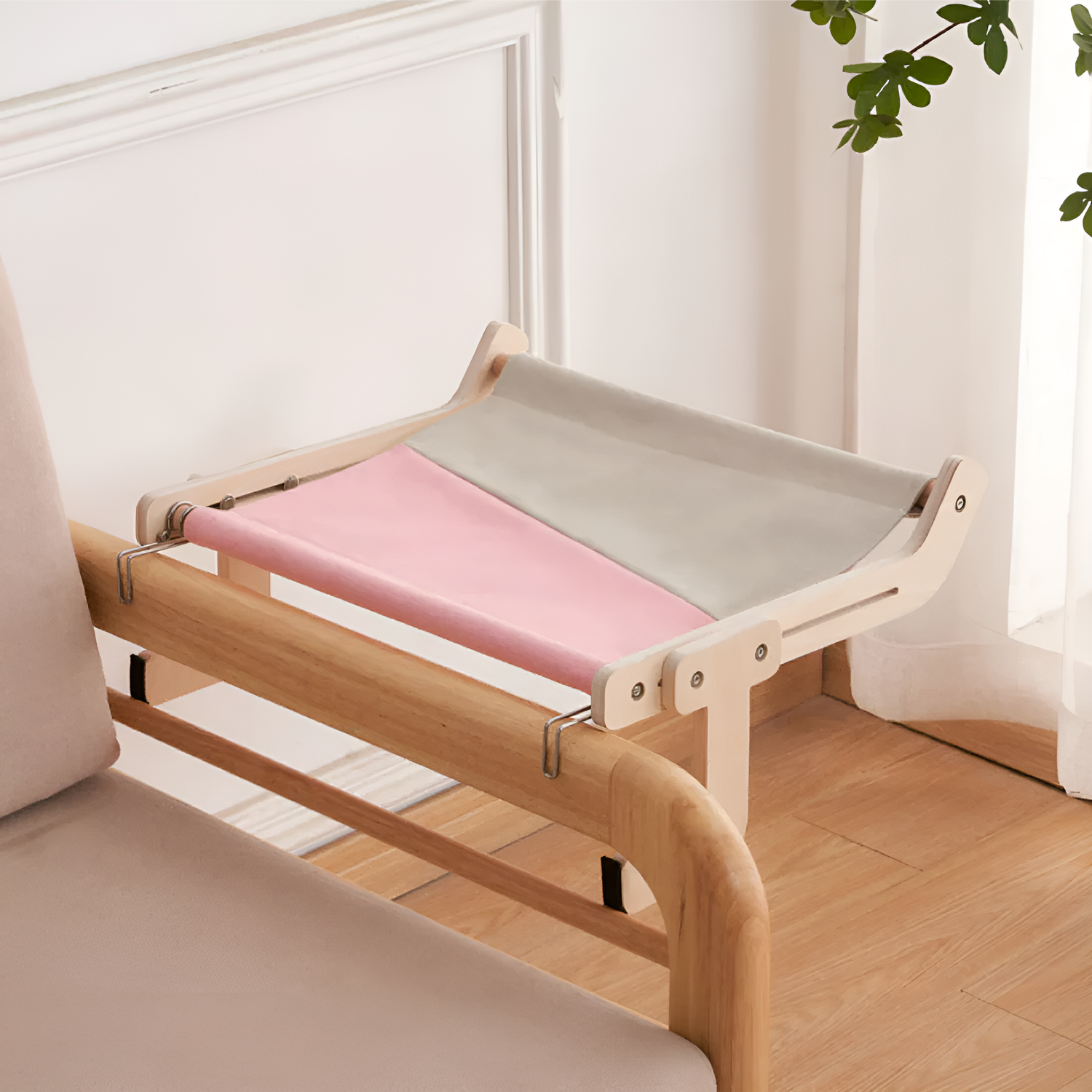 PurrLounge Hängmatta - Elegant Trä Hängmatta Säng för Katter