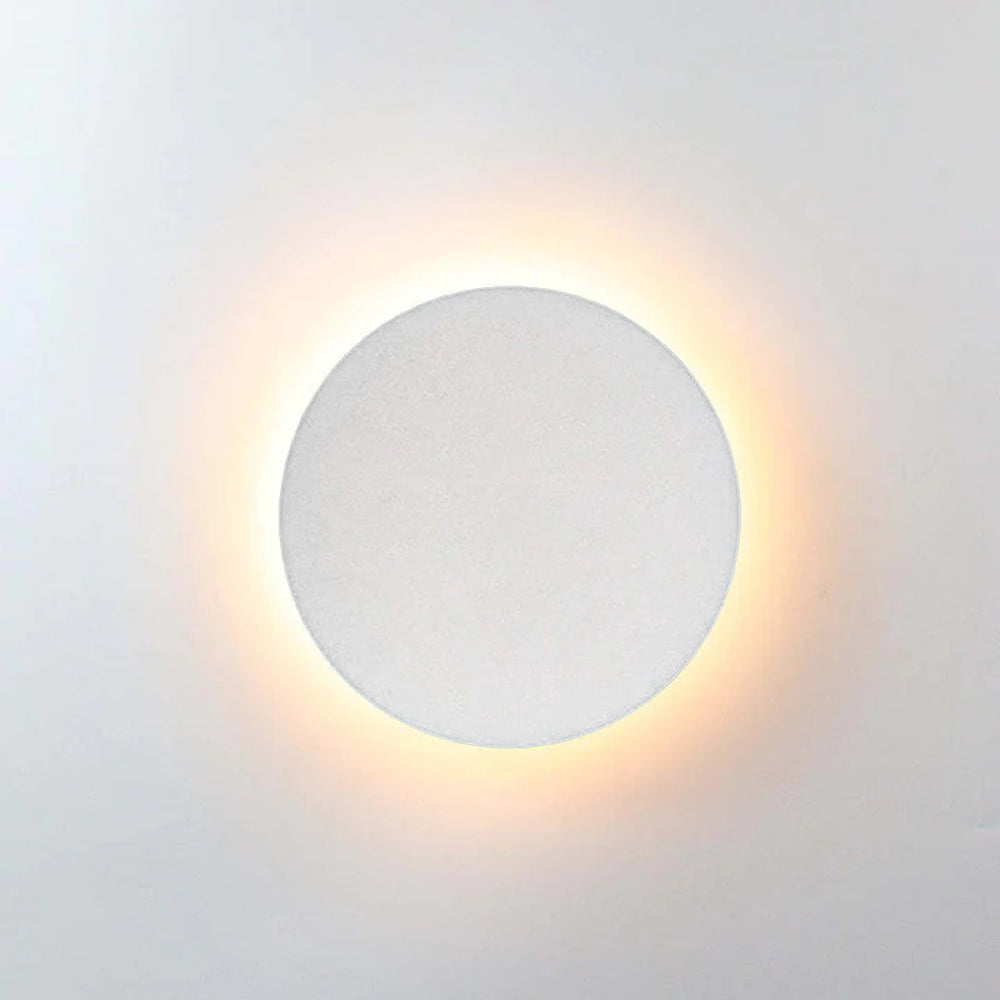LunaGlow - Minimalistiska LED Vägglampor Svart Metall för Trädgård och Hall