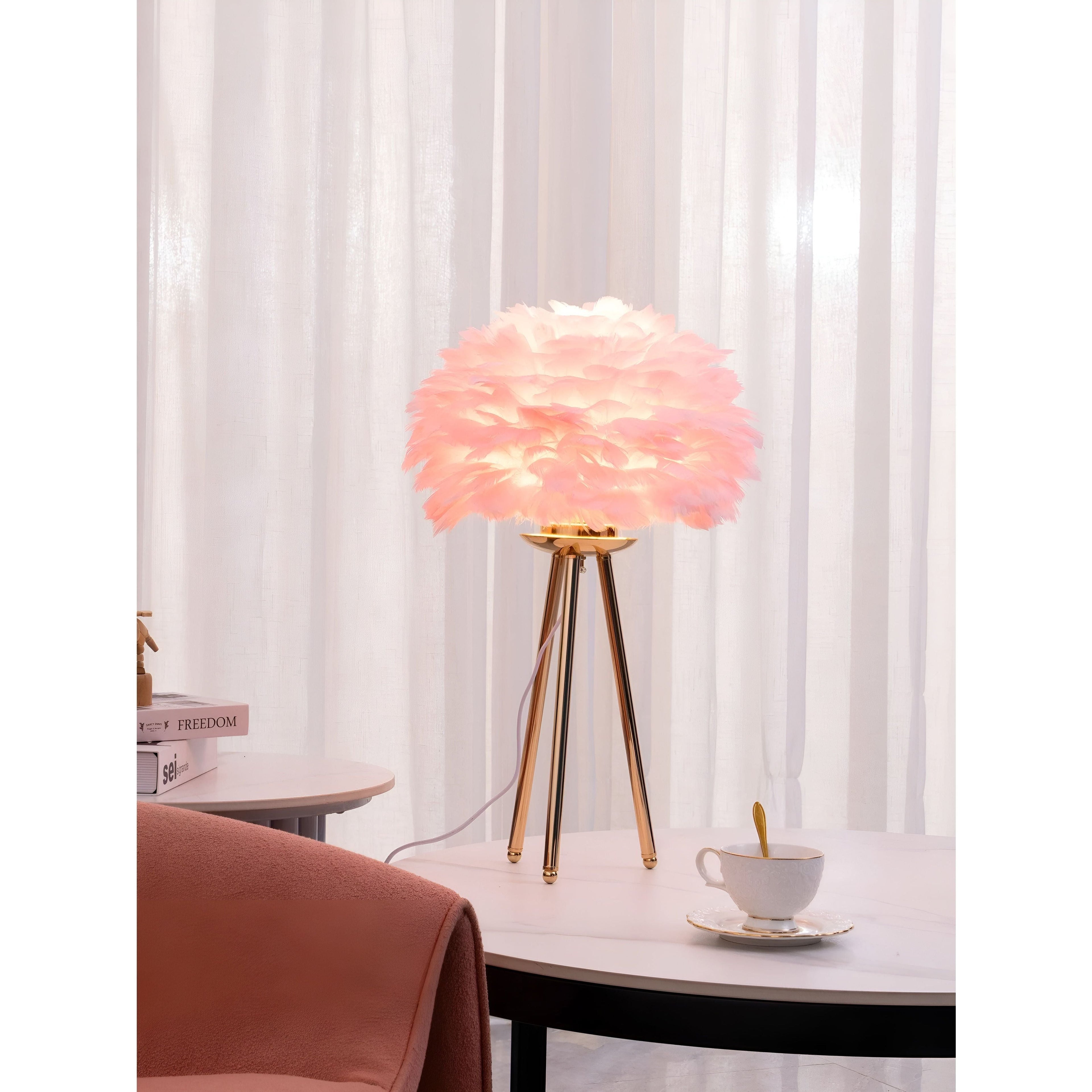 Feather Glow - Elegant gåsfjäder-bordslampa