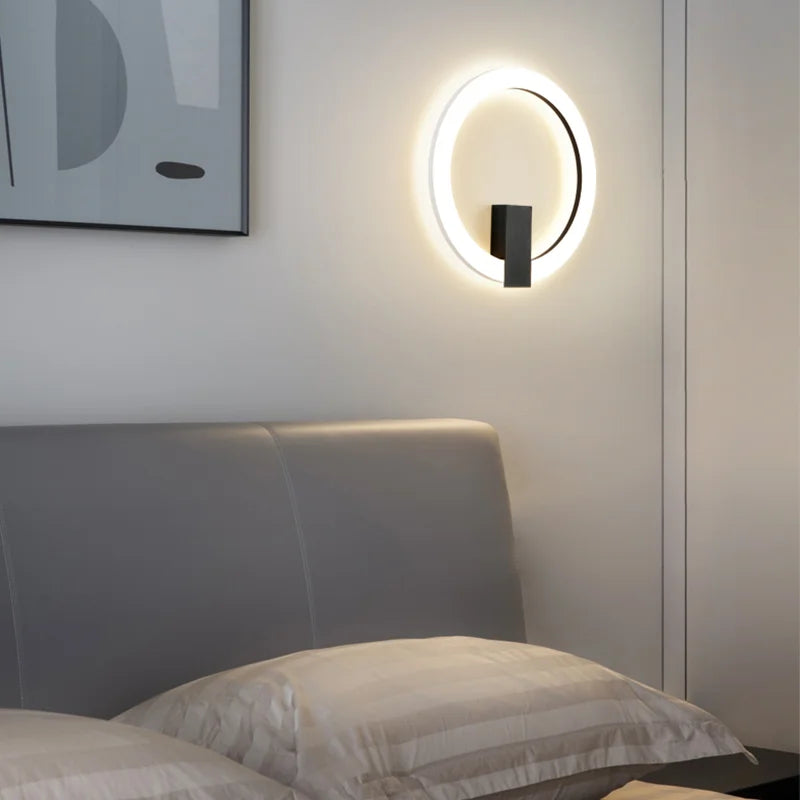 NordicGlow - Minimalistisk LED Vägglampa med Justerbar Arm