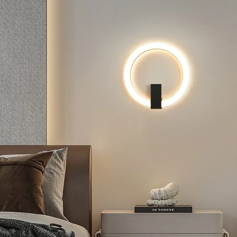 NordicGlow - Minimalistisk LED Vägglampa med Justerbar Arm