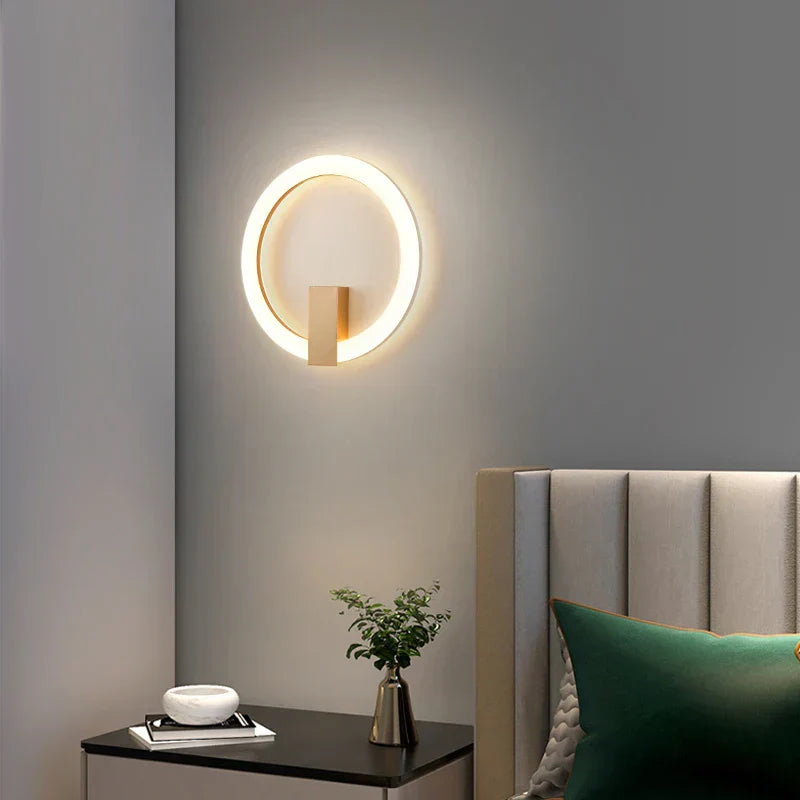 NordicGlow - Minimalistisk LED Vägglampa med Justerbar Arm