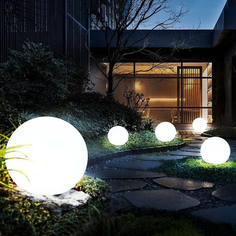 Aurora Sphere | Vattentät LED-kulplampa med färgväxling för inomhus &amp; utomhus
