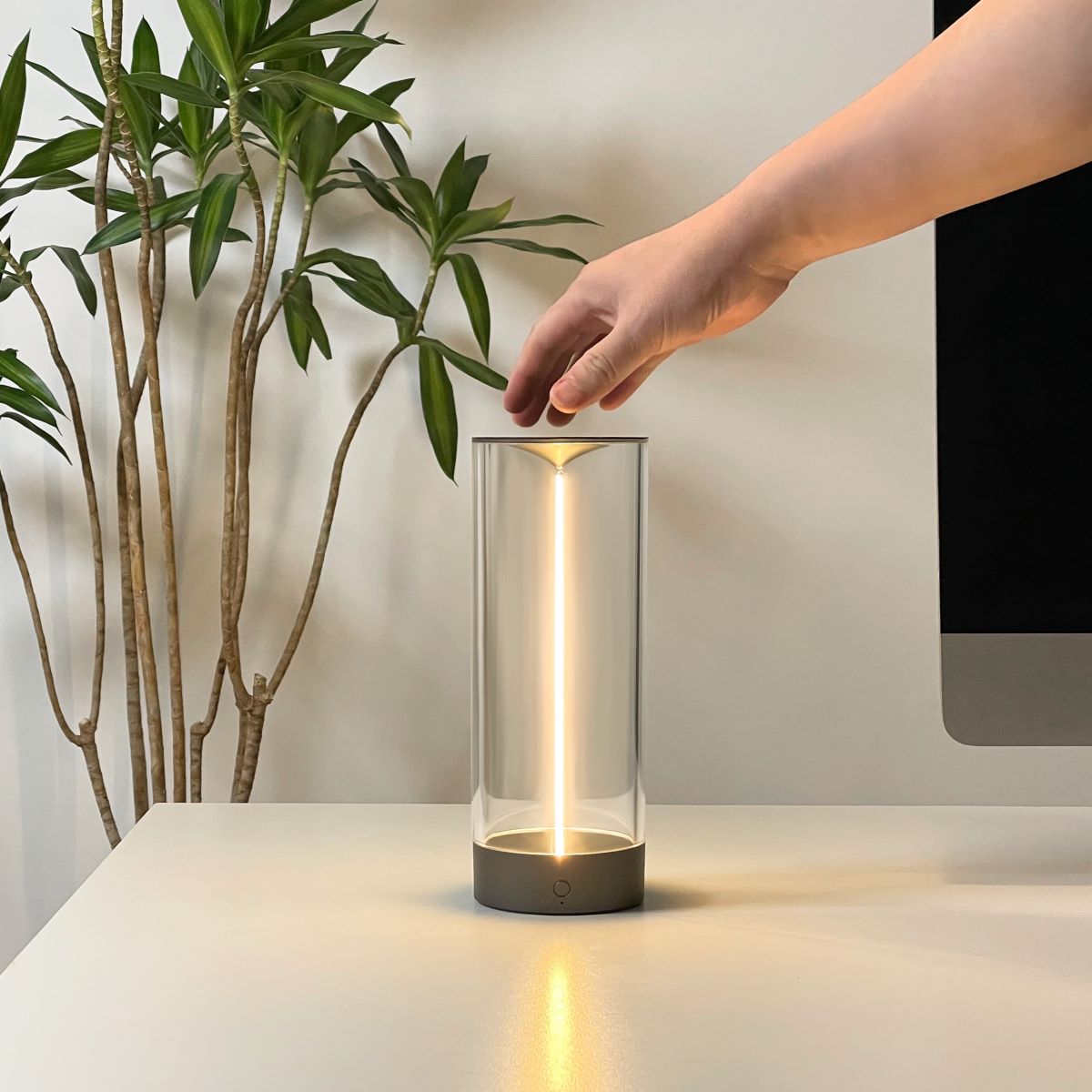 LED Bordslampa Minimalistisk Uppladdningsbar Ljus