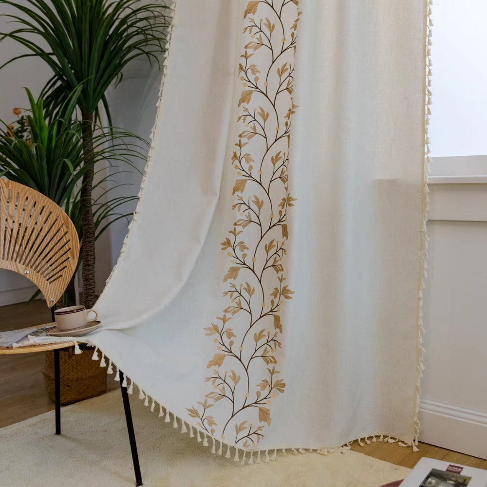 Willow Floral Elegance Fringed Gardin