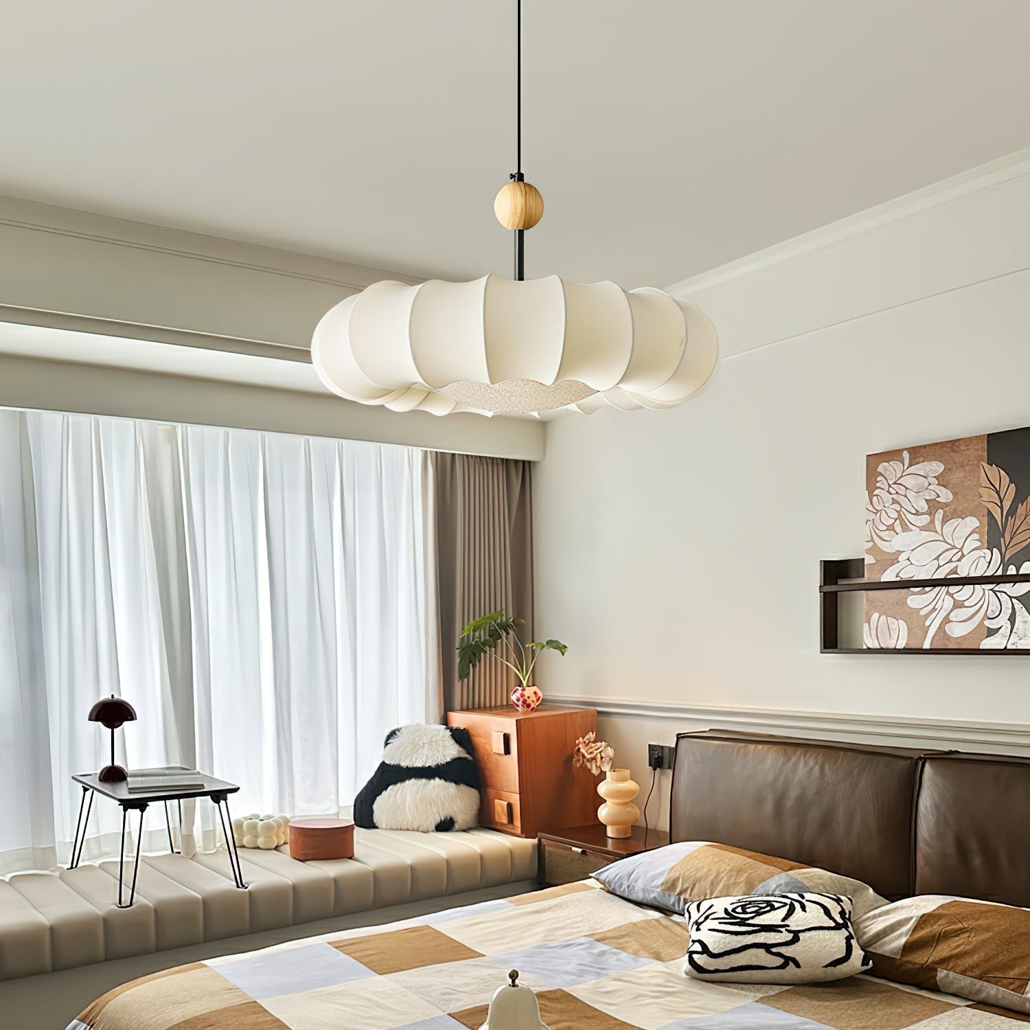 NimbusGlow – Takformad pendel med trädetaljer för lugna interiörer